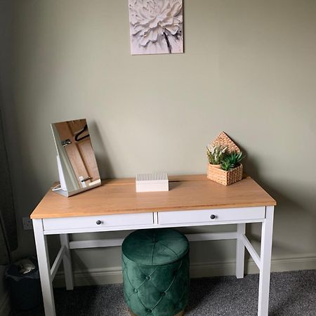 Suaimhneas, Ennis Apartment Екстериор снимка